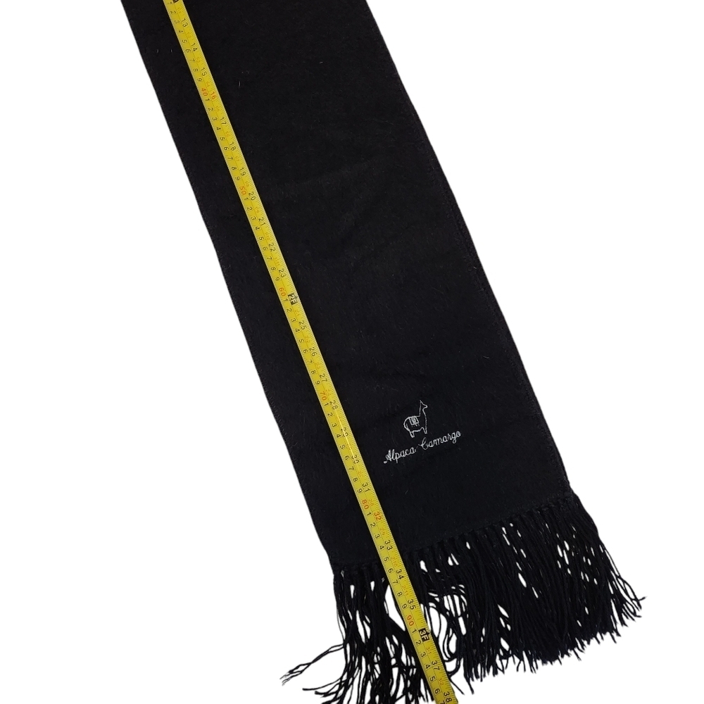 ALPACA CAMARGO alpaca wool fringed scarf in black made in Peru - Picture 8 of 9